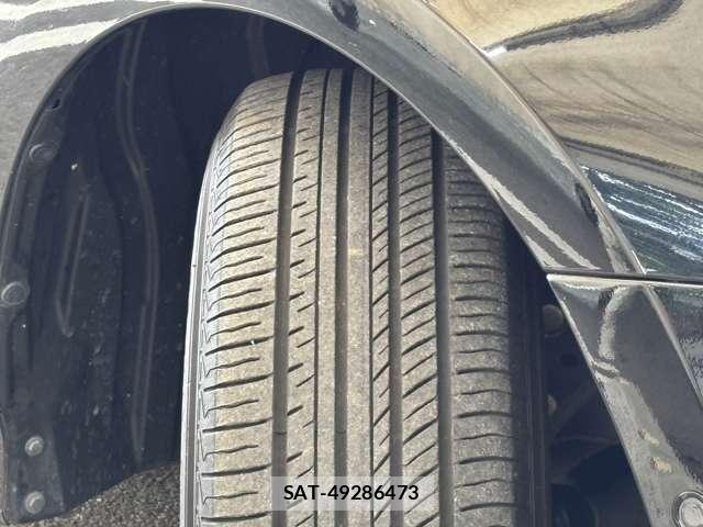 Toyota PRIUS 2017-06 8881616-27