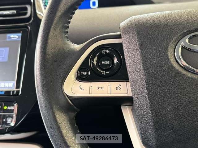 Toyota PRIUS 2017-06 8881616-5