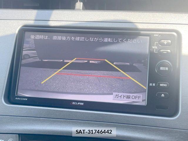 Toyota PRIUS 2014-07 8881645-4