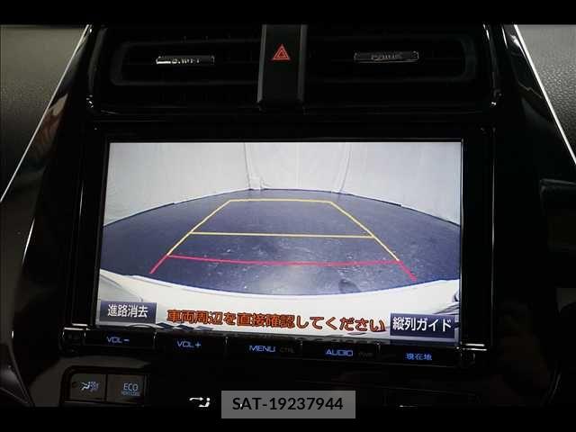 Toyota PRIUS 2016-05 8881623-5