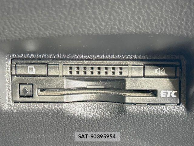 Toyota PRIUS 2016-01 8881624-5