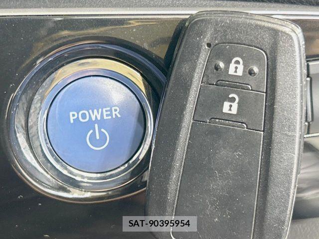Toyota PRIUS 2016-01 8881624-6