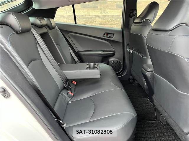 Toyota PRIUS 2019-11 8881602-27