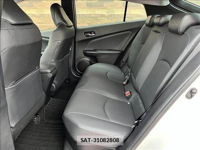 Toyota PRIUS 2019-11 8881602-28