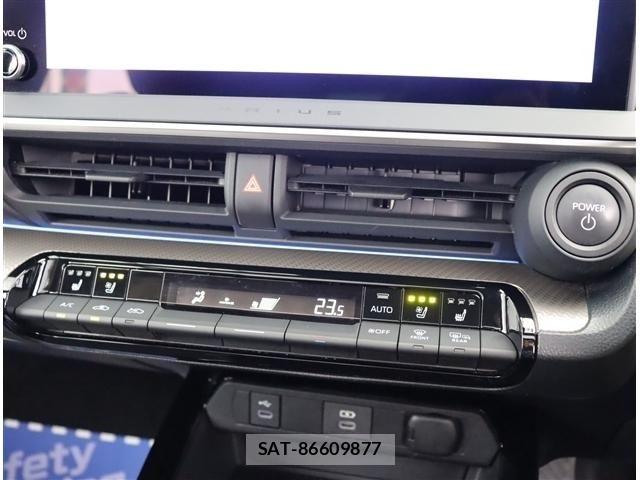 Toyota PRIUS 2023-02 8881585-7