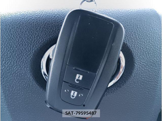 Toyota PRIUS 2018-01 8881618-21