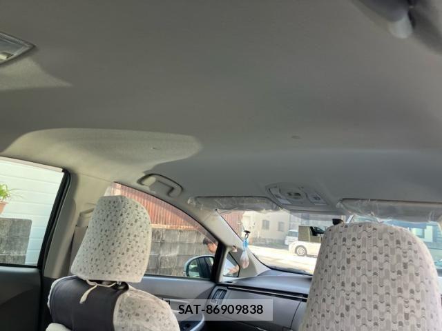 Toyota PRIUS 2010-01 8881667-10
