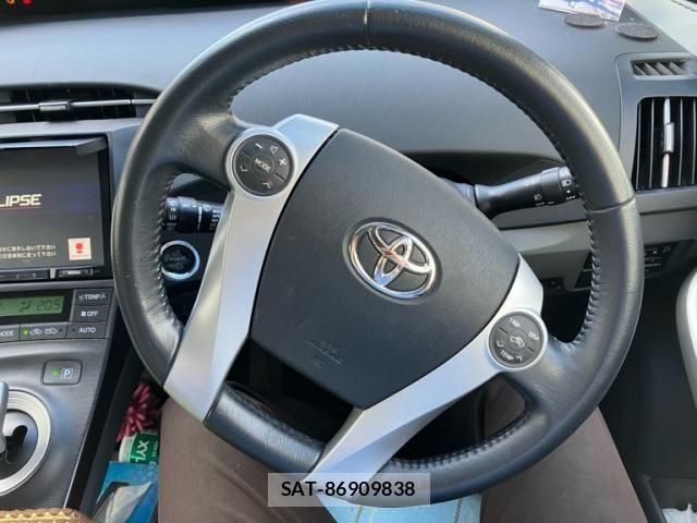 Toyota PRIUS 2010-01 8881667-14