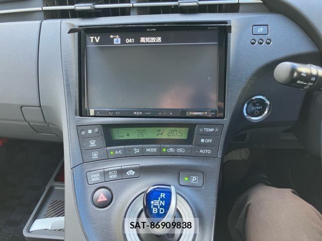 Toyota PRIUS 2010-01 8881667-15