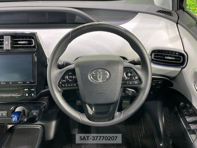 Toyota PRIUS 2019-08 8881600-9