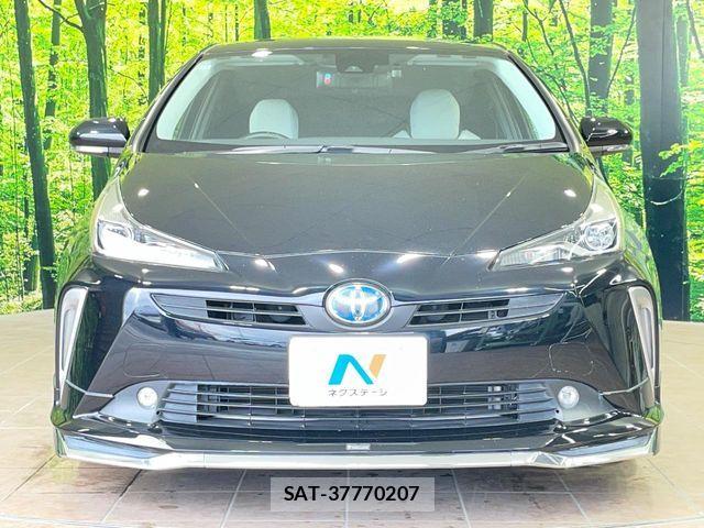 Toyota PRIUS 2019-08 8881600-13