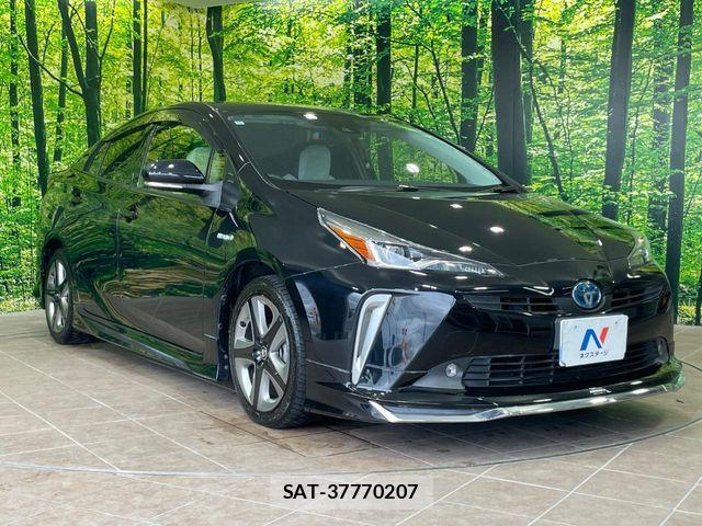Toyota PRIUS 2019-08 8881600-15