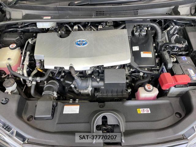 Toyota PRIUS 2019-08 8881600-17