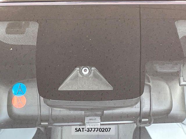 Toyota PRIUS 2019-08 8881600-3