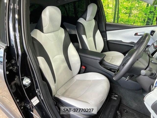 Toyota PRIUS 2019-08 8881600-7