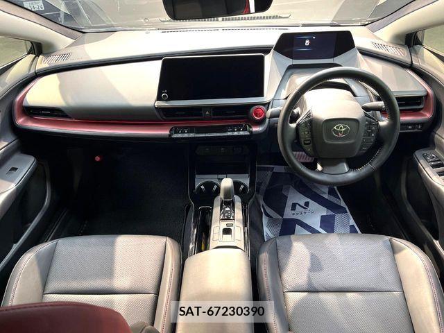 Toyota PRIUS 2023-10 8881593-1