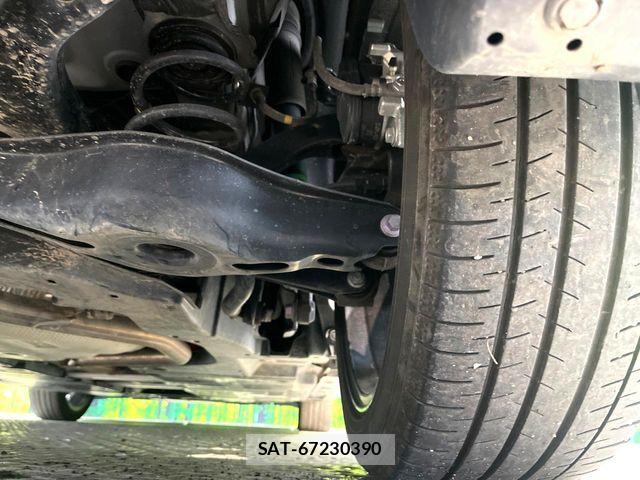 Toyota PRIUS 2023-10 8881593-19