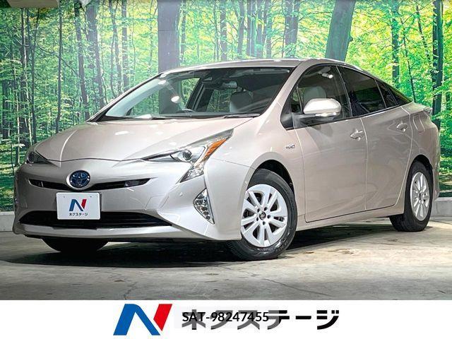Toyota PRIUS 2018-03 8881621-0