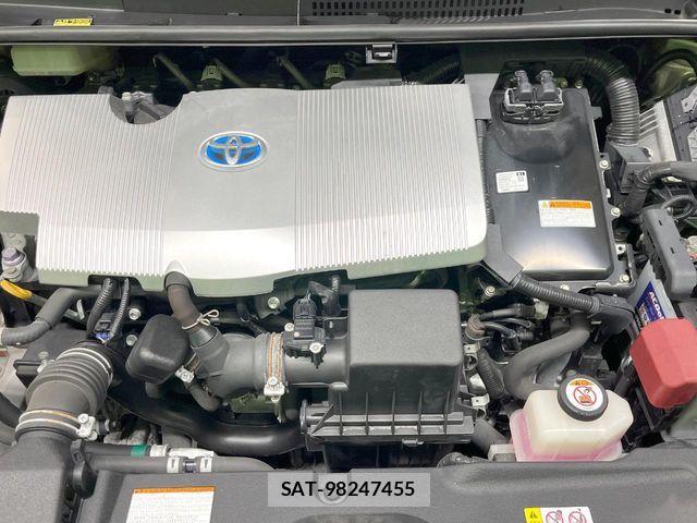 Toyota PRIUS 2018-03 8881621-17