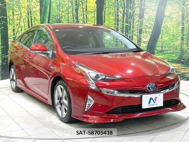 Toyota PRIUS 2016-12 8881635-15