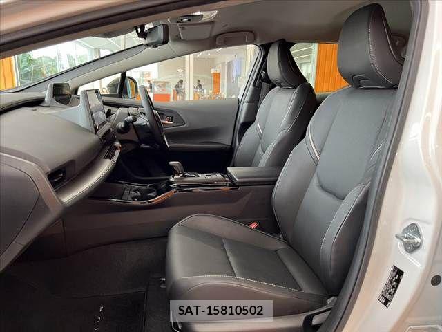 Toyota PRIUS 2024-05 8881589-16