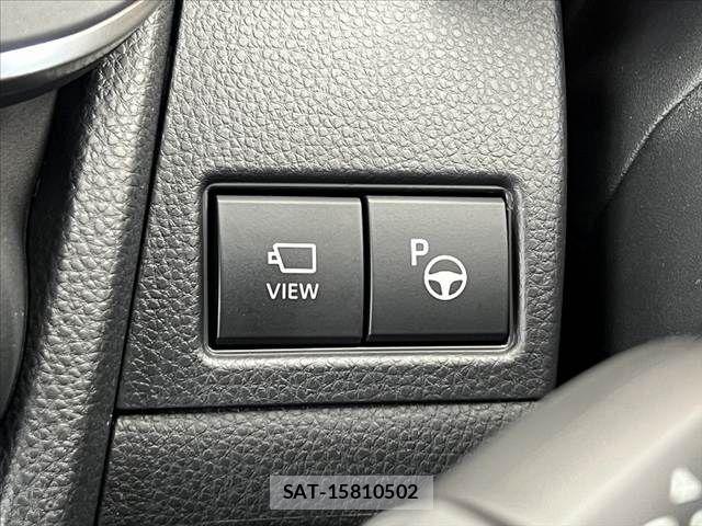 Toyota PRIUS 2024-05 8881589-23