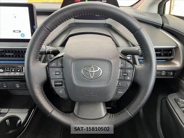 Toyota PRIUS 2024-05 8881589-25
