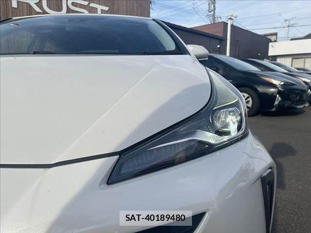 Toyota PRIUS 2019-03 8881622-10
