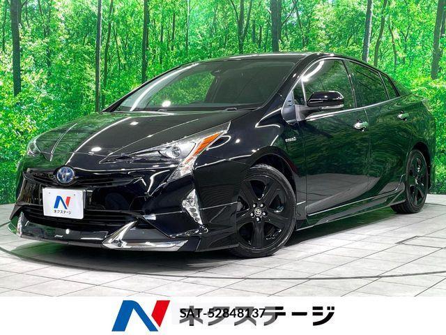 Toyota PRIUS 2017-10 8881603-0