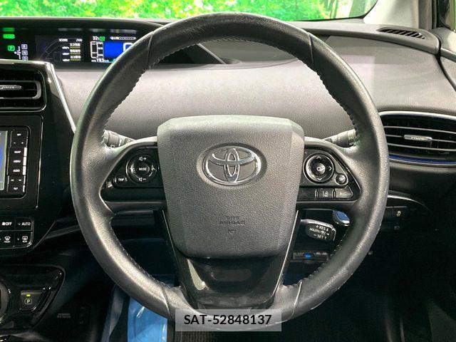 Toyota PRIUS 2017-10 8881603-12