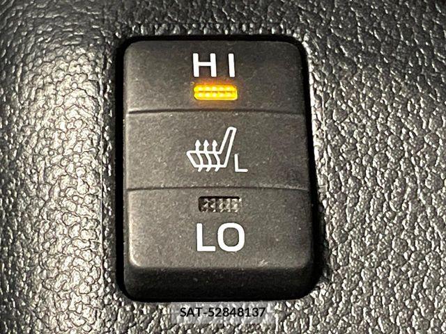 Toyota PRIUS 2017-10 8881603-5