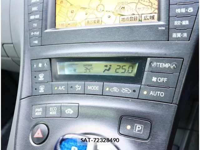 Toyota PRIUS 2009-11 8881652-9