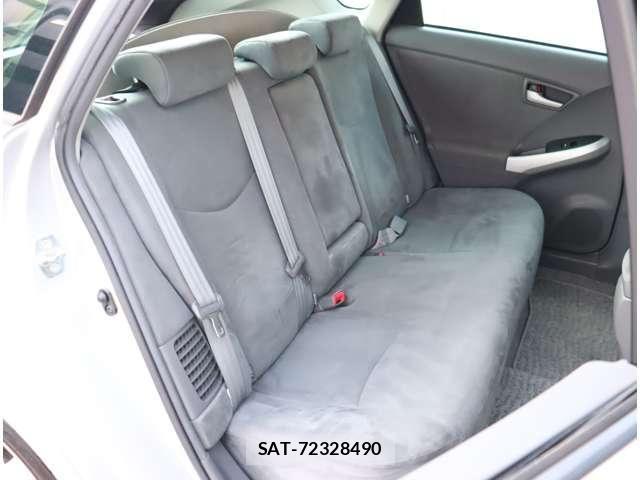 Toyota PRIUS 2009-11 8881652-13