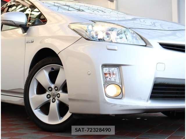 Toyota PRIUS 2009-11 8881652-21