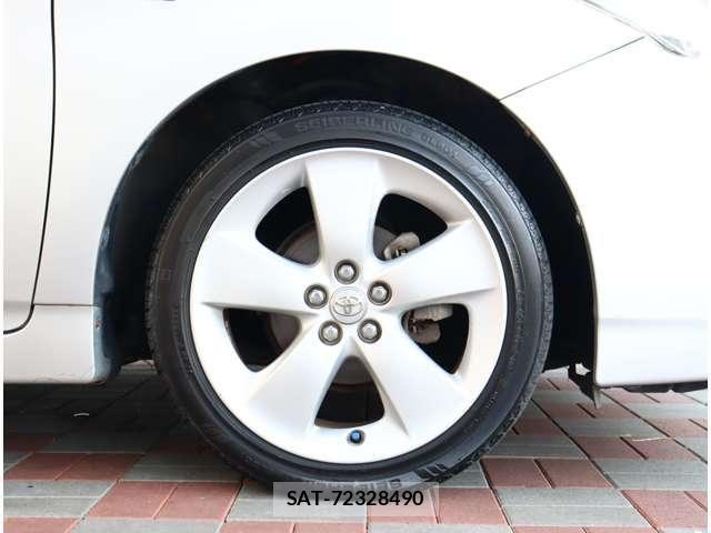 Toyota PRIUS 2009-11 8881652-24
