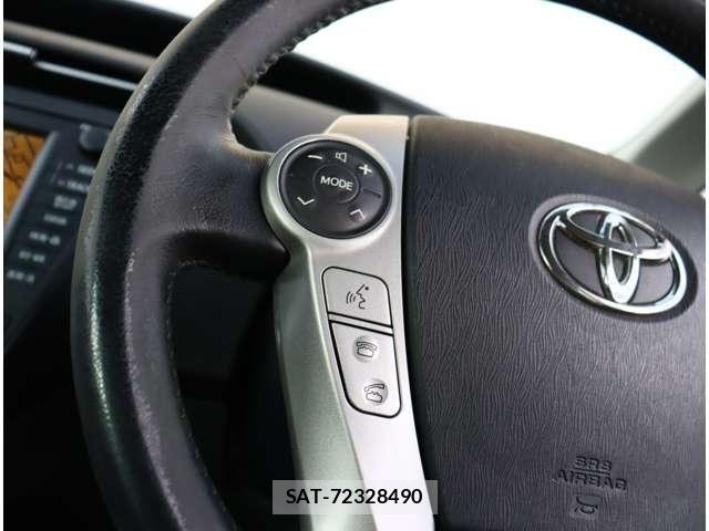 Toyota PRIUS 2009-11 8881652-26