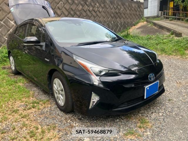 Toyota PRIUS 2018-12 8881650-1