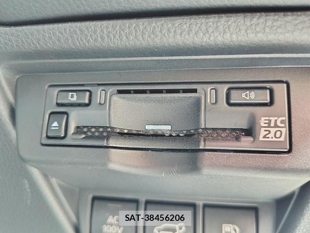 Toyota PRIUS 2023-08 8881592-20
