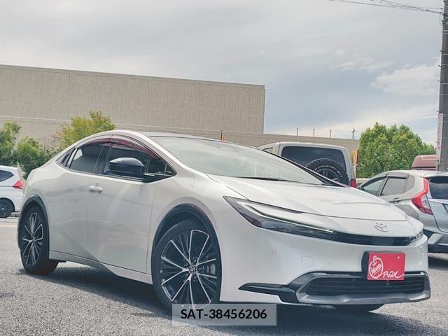 Toyota PRIUS 2023-08 8881592-2