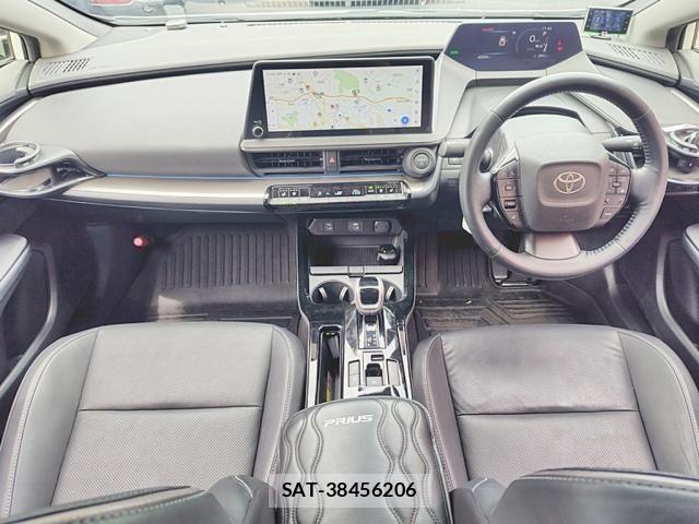Toyota PRIUS 2023-08 8881592-6