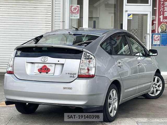 Toyota PRIUS 2006-07 8881655-2