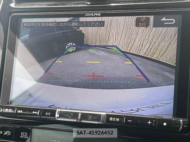 Toyota PRIUS 2019-08 8881620-5