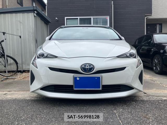 Toyota PRIUS 2017-02 8881649-0
