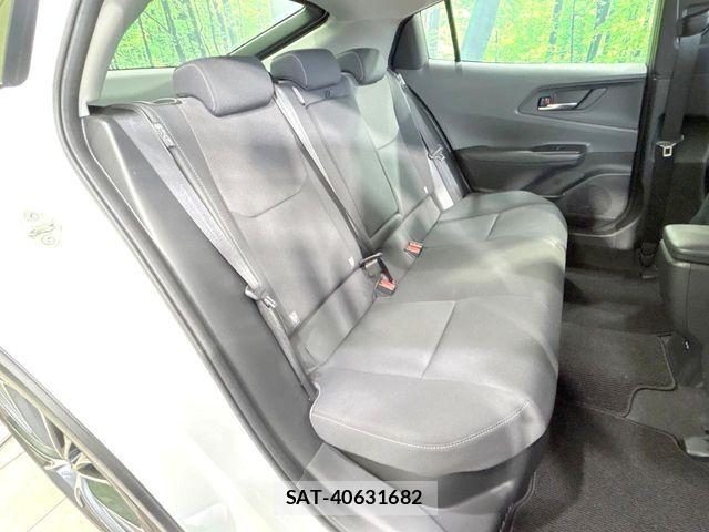 Toyota PRIUS 2024-06 8881595-8