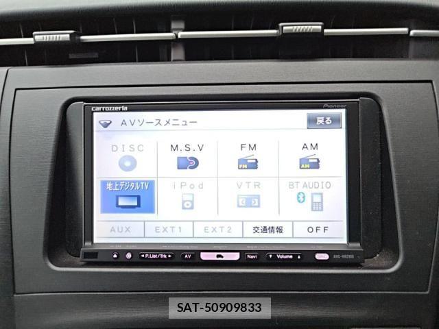 Toyota PRIUS 2010-07 8881642-14