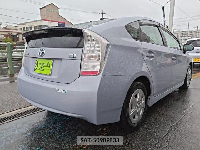 Toyota PRIUS 2010-07 8881642-1
