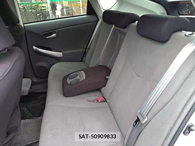 Toyota PRIUS 2010-07 8881642-21