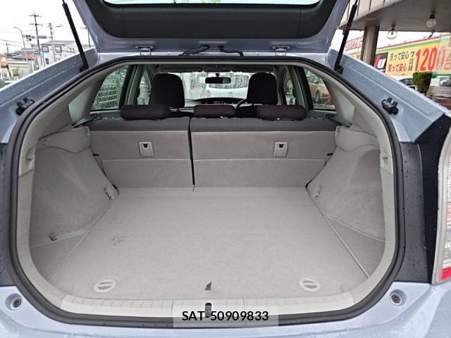 Toyota PRIUS 2010-07 8881642-24