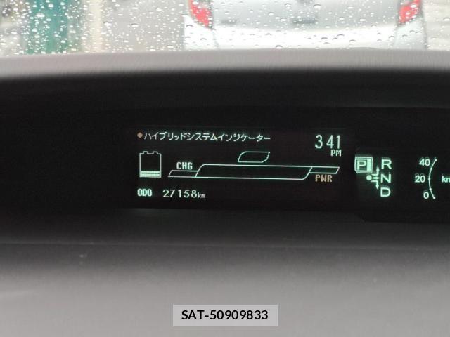 Toyota PRIUS 2010-07 8881642-28