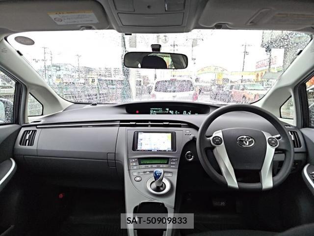 Toyota PRIUS 2010-07 8881642-2